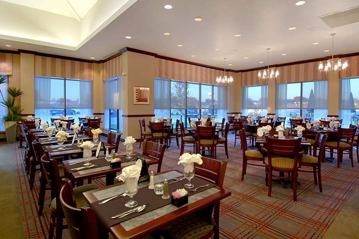 Hilton Garden Inn Ames Restaurang bild